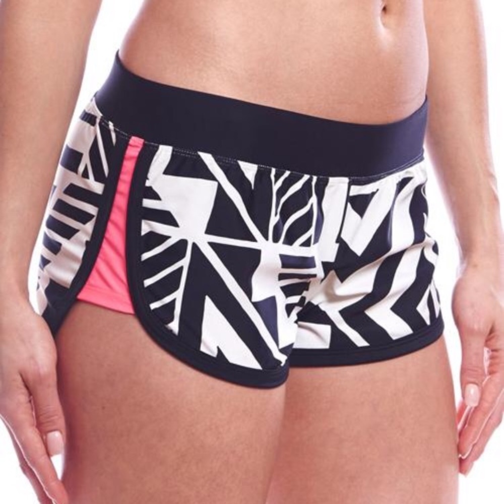 Body glove Kalani pulse shorts size small
